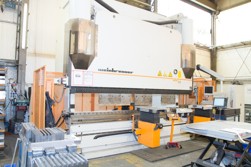 Großmaschine Abkantpresse, Biegepresse, 400 Tonnen, Blechdicke 12 mm auf 3 Meter Länge